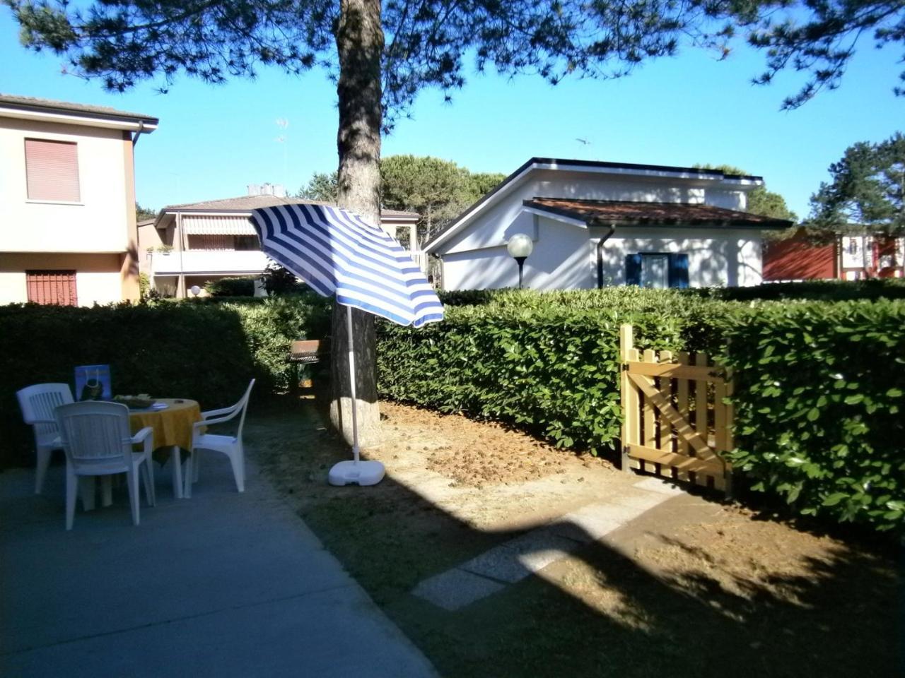 Azzurro Apartment Bibione Exterior photo