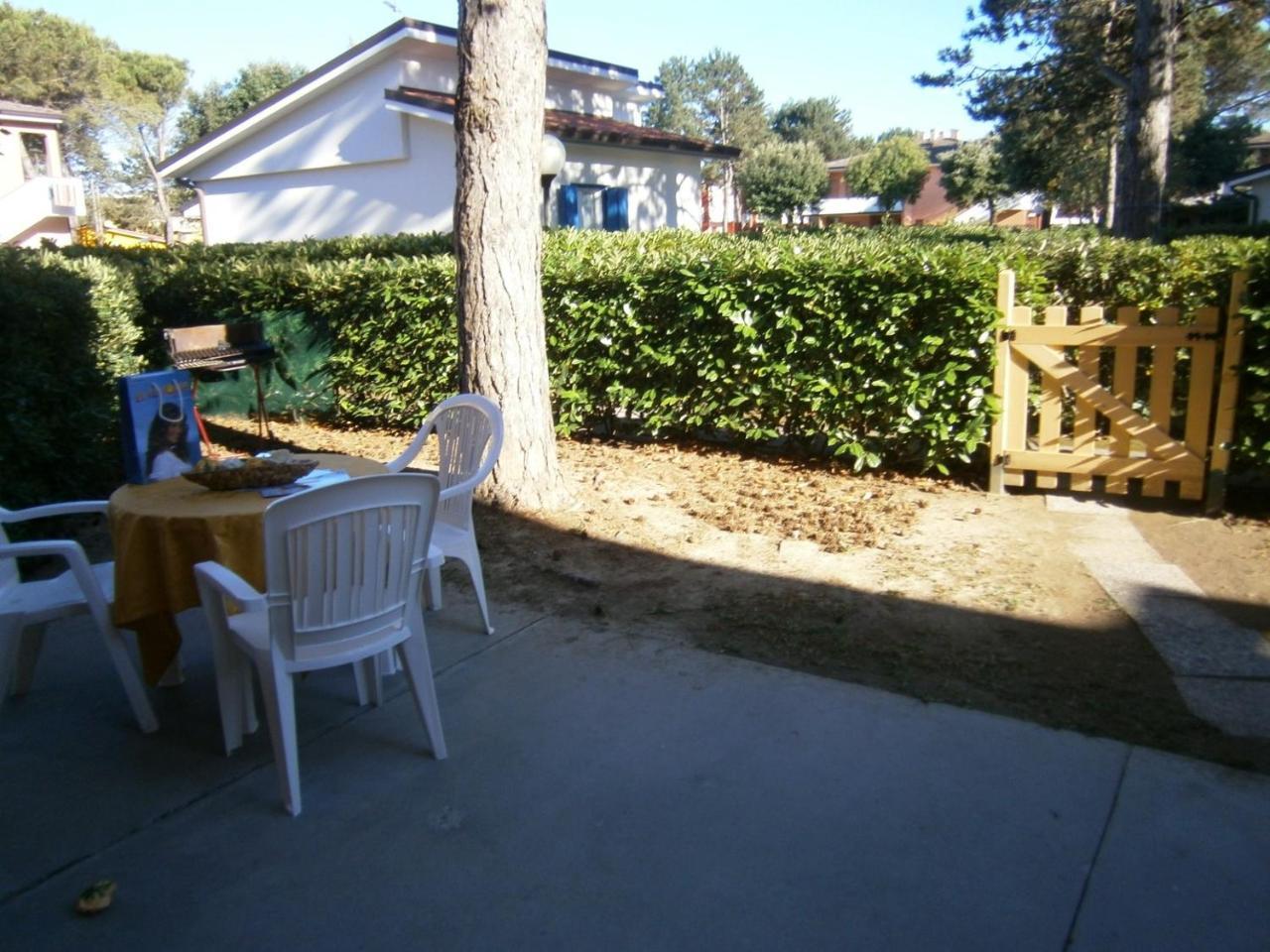 Azzurro Apartment Bibione Exterior photo