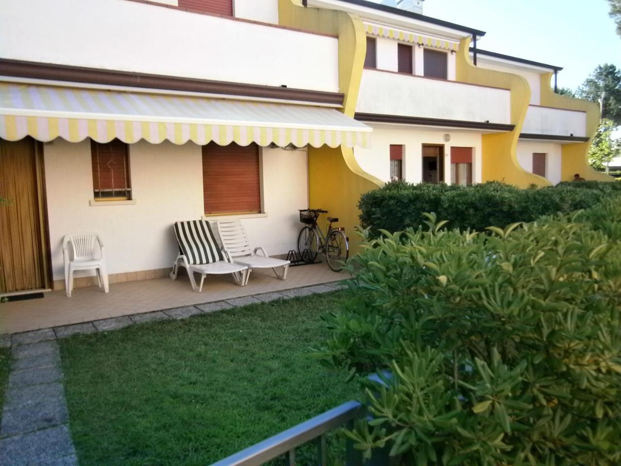 Azzurro Apartment Bibione Exterior photo