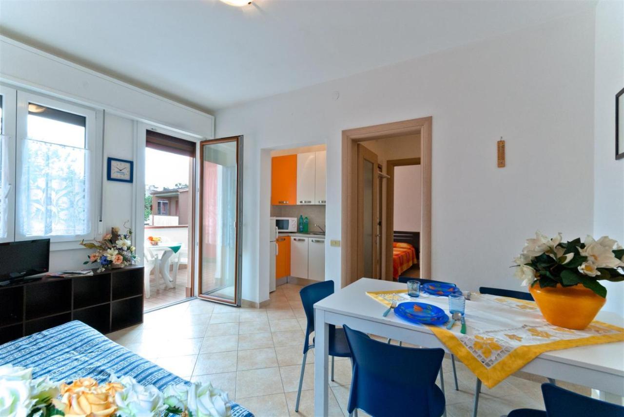 Azzurro Apartment Bibione Exterior photo